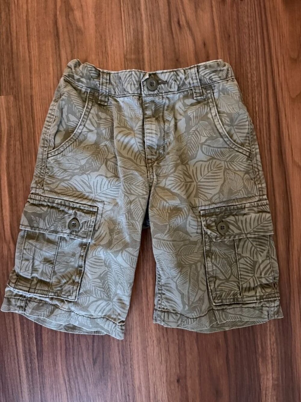 Y2K Old Navy Size 7 Boys Green Floral Leaf Olive
